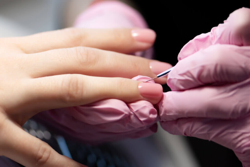 nail salons dubai
